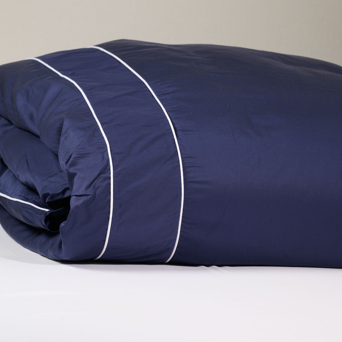 01 02 0076 Capa de Edredom Bamboo Marinho Branco 001.jpg